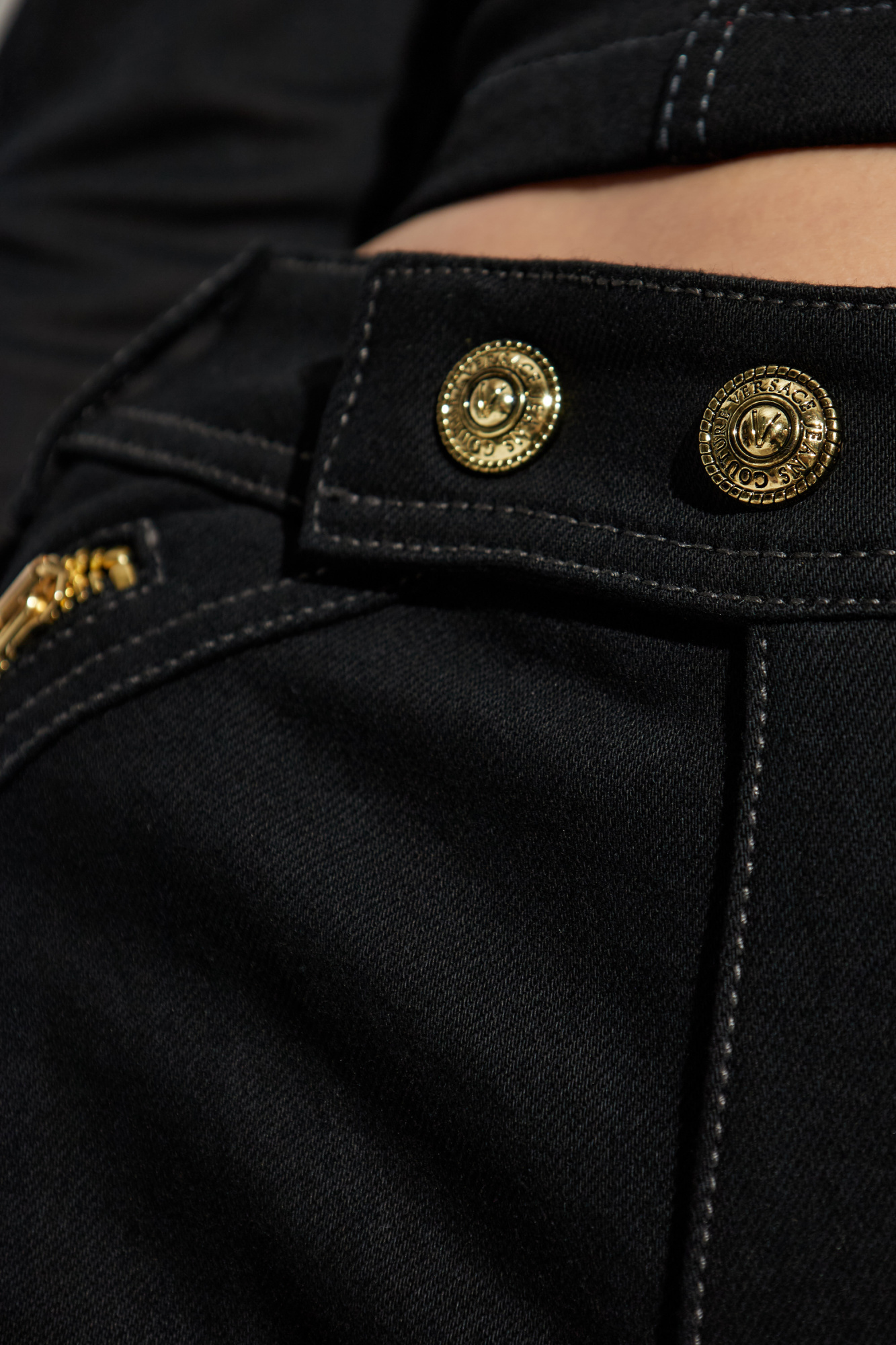 VERSACE JEANS COUTURE ブラックニット メンズ ニットウェア ジーンズクチュール
